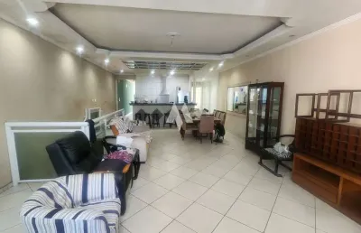 Casa em encruzilhada, 3 dormitórios, 2 suítes, 5 vags, santos/sp