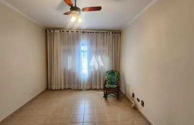Apartamento a venda de 2 dormitórios, 1 vaga no bairro do marapé