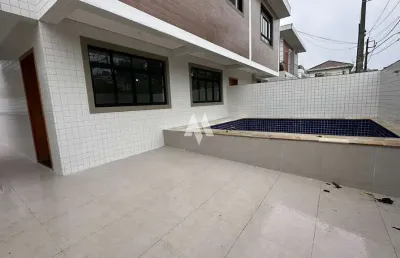 Casa de esquina 03 suítes- quintal -  à  venda na vila belmiro santos com piscina - 140m²