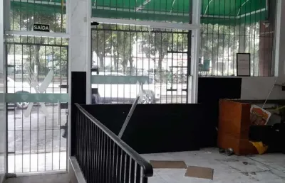 Loja  comercial ideal para restaurante na av. bernardino de campos!