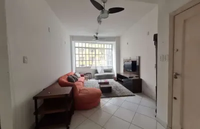 Apartamento  02 dormitórios  -vaga demarcada -  quadra da praia do boqueirão/santos