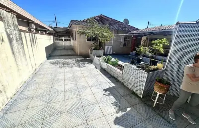 Casa com 3 quartos à venda na Rua Colatina, Jardim Independência, São Vicente