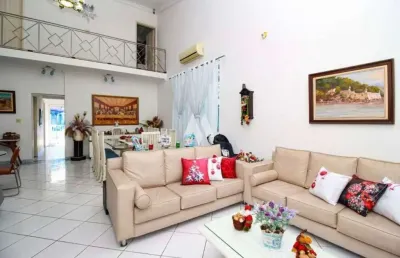 Casa com 4 quartos à venda na Rua Júlio Conceição, Encruzilhada, Santos