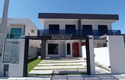 Casa com 3 quartos à venda na rua joão de barro, 295, canasvieiras, florianópolis por r$ 1.299.000