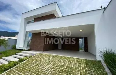 Casa com 3 quartos à venda na rua do copo de leite, 154, pedra branca, palhoça por r$ 1.990.000