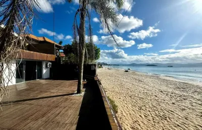 Casa com 4 quartos à venda na flamboyants, 100, cachoeira do bom jesus, florianópolis por r$ 6.500.000