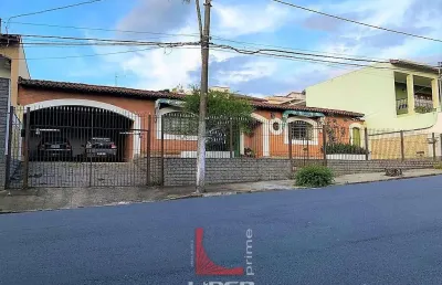 Casa com 4 quartos à venda no Jardim Santa Rita de Cássia, Bragança Paulista 