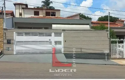 Casa com 3 quartos à venda no Jardim América, Bragança Paulista 