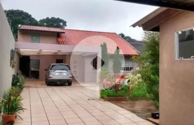 Casa a venda, bairro  mossunguê - 229,00m  de área privativa, 3 quartos duas suítes  e 540,00m  de t
