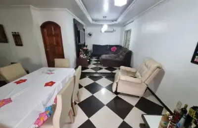 Casa com 3 quartos para alugar na Rua Rio Piratucu, 56, São José Operário, Manaus