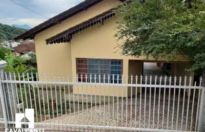 Casa com 4 quartos à venda no floresta, joinville  por r$ 480.000