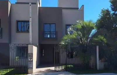 Casa com 3 quartos à venda na Rua Estanislau Krowinski, Novo Mundo, Curitiba