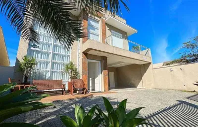 Casa com 3 quartos à venda na r. alvorada do sul, 385, centro, guaratuba, 230 m2 por r$ 2.499.000