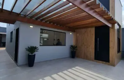 Belíssima casa, com ricos acabamentos - 3 dormitórios - bal. maracanã