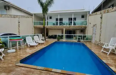 Sobrado em frente ao mar, no balneário flórida - 4 suítes