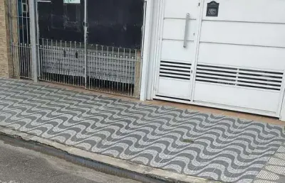 Casa com 2 quartos à venda na Vila Caiçara, Praia Grande 