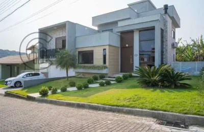 Casa em condomínio fechado com 4 quartos à venda na rua leonel pereira, 2033, cachoeira do bom jesus, florianópolis por r$ 2.350.000