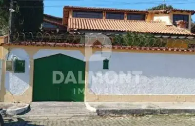 Guriri - cabo frio - casa à venda, 3 quartos, sendo 1 suíte.