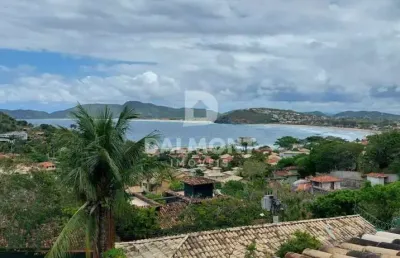Geribá - búzios - bela  casa triplex, com muito verde e vista panorâmica  de geribá, 2 salas amplas