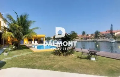 Ogiva - frente canal itajuru, com lazer no condomínio