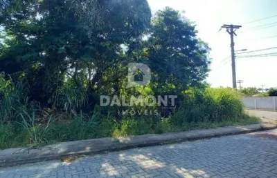 Caravelas - búzios -terreno ótima localização, com 873,27m²em condomínio.