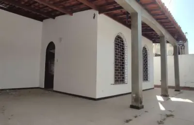 Casa com 3 quartos à venda no Capuchinhos, Feira de Santana 