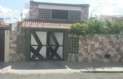 Casa com 3 quartos à venda no João Paulo, Feira de Santana 