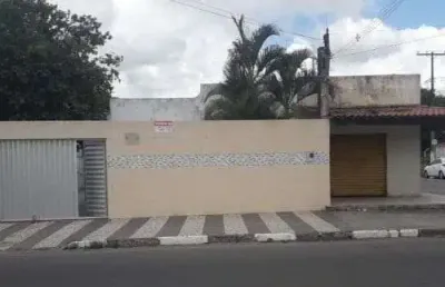Casa com 5 quartos à venda no Tomba, Feira de Santana 