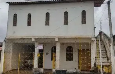 Casa com 8 quartos à venda no Centro, Feira de Santana 