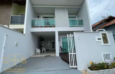 Sobrado com 3 dormitórios à venda, 133 m² por r$ 570.000,00 - itajuba - barra velha/sc