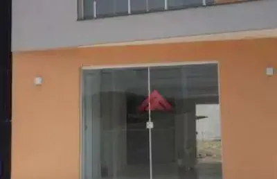 Excelentes casas em centro de terreno, com dois pavimentos ,primeira locação,sendo constituida de  sala ,03 quartos,02 suites, cozinha,lavanderia