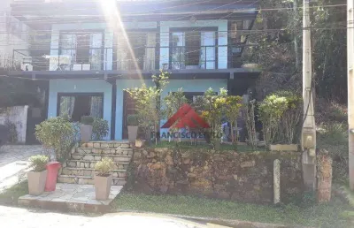 Casa com 4 quartos à venda, 141 m por 900.000 - sape - niterói - rj