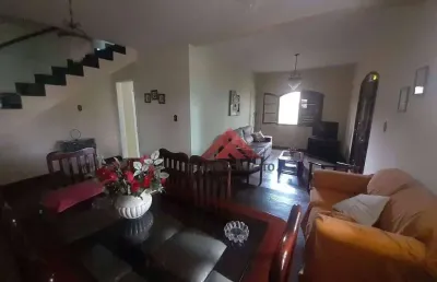Casa com 4 quartos para alugar, 396 m² por r$ 10.580/mês - piratininga - niterói/rj