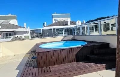 Linda cobertura com 4 suítes a 400 metros do mar, na praia dos ingleses