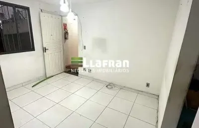 Apartamento com 2 quartos à venda na Rua Ana Martins Ribeiro, 115, Jardim Mirna, Taboão da Serra