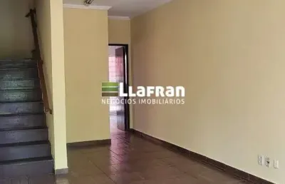 Casa com 2 quartos à venda na Rua Avelina Nogueira do Prado, 001, Jardim Monte Alegre, Taboão da Serra