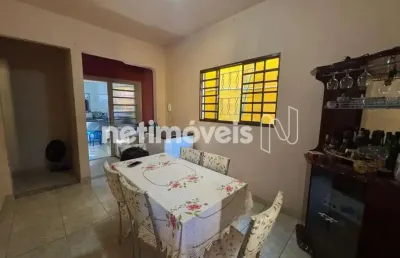 Casa com 3 quartos à venda na Rua João Alves Teixeira, Mantiqueira, Belo Horizonte