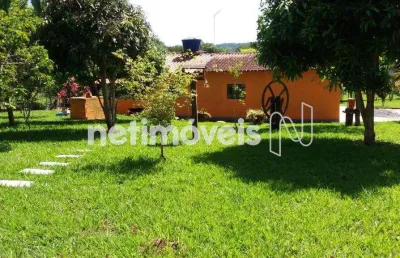 Chácara / sítio com 3 quartos à venda na Rua Das Orquídeas, Santa Fé, Pedro Leopoldo