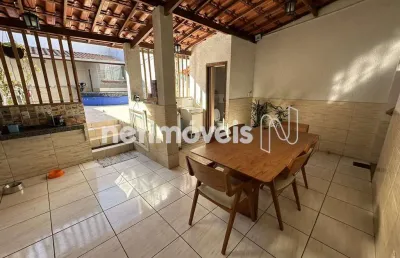 Casa com 3 quartos à venda na Rua Basiléia, Europa, Belo Horizonte