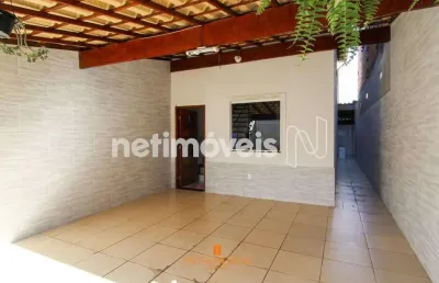 Casa com 3 quartos à venda na Rua Canela, Jaqueline, Belo Horizonte