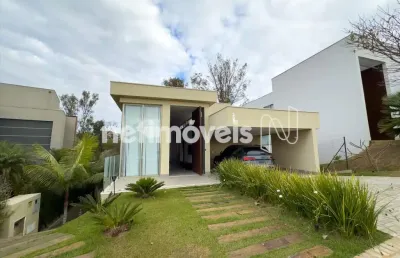 Casa com 4 quartos para alugar na Rua Cláudio, Alphaville, Vespasiano