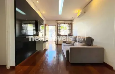 Casa com 3 quartos à venda na Rua Nilton Baldo, Paquetá, Belo Horizonte