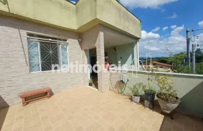 Casa com 4 quartos à venda na Rua Odilon Carlos Barbosa, Mantiqueira, Belo Horizonte