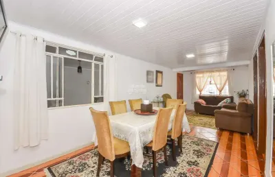 Casa com 7 quartos à venda na rua mobral, 126, santa cândida, curitiba, 159 m2 por r$ 500.000