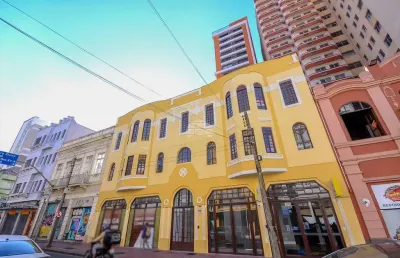 Kitnet / stúdio à venda na rua riachuelo, 110, centro, curitiba, 32 m2 por r$ 480.000