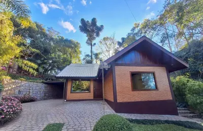 Casa com 2 quartos à venda na rua francisco bernardo, 3635, colônia faria, colombo, 120 m2 por r$ 740.000