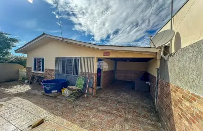 Casa com 3 quartos à venda na rua alberto maschio, 05, vila são paulo, colombo, 275 m2 por r$ 240.000