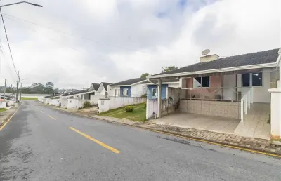Casa em condomínio fechado com 3 quartos à venda na rua lótus, 520, campina da barra, araucária, 105 m2 por r$ 300.000