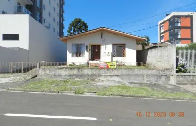 Casa com 5 quartos à venda na rua conselheiro jesuíno marcondes, 1149, santa cruz, guarapuava, 250 m2 por r$ 1.150.000