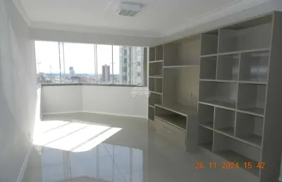 Apartamento com 3 quartos à venda na rua benjamin constant, 910, centro, guarapuava, 116 m2 por r$ 590.000